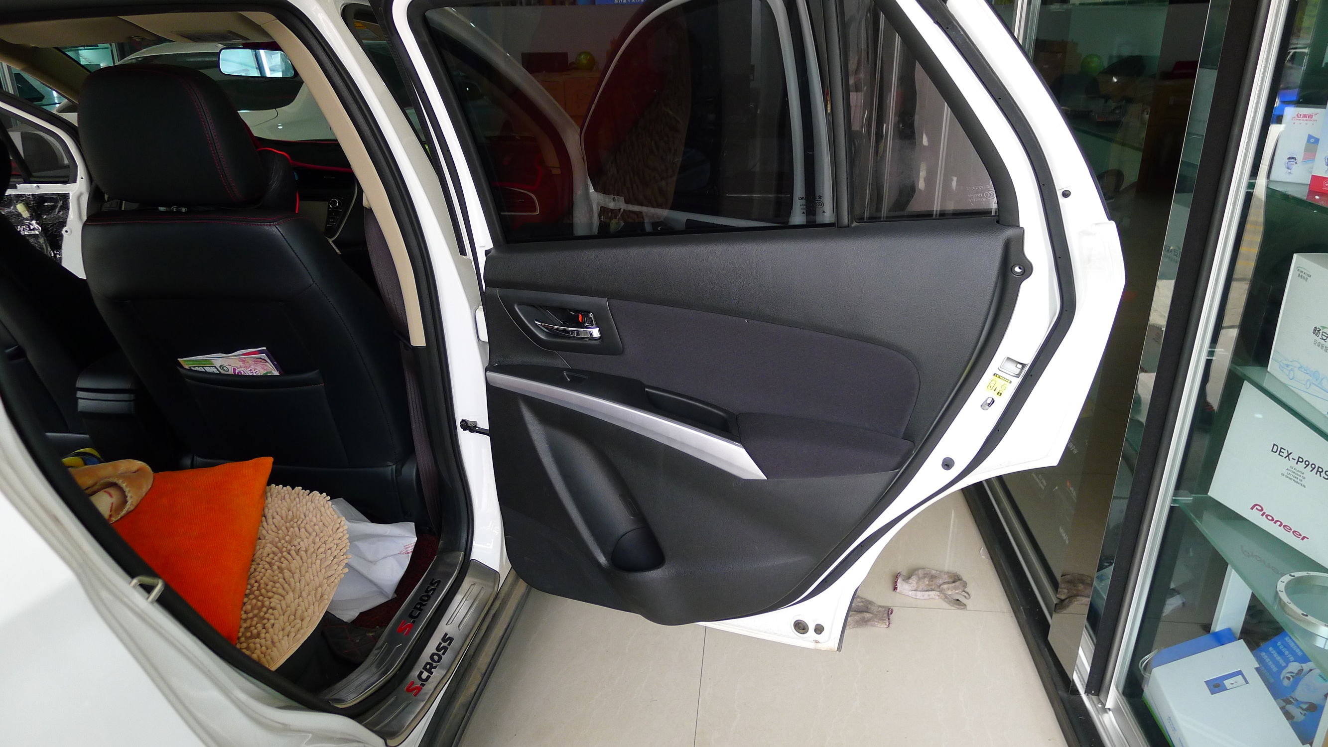 铃木锋驭汽车音响升级dsp功放,长安铃木锋驭音响改装