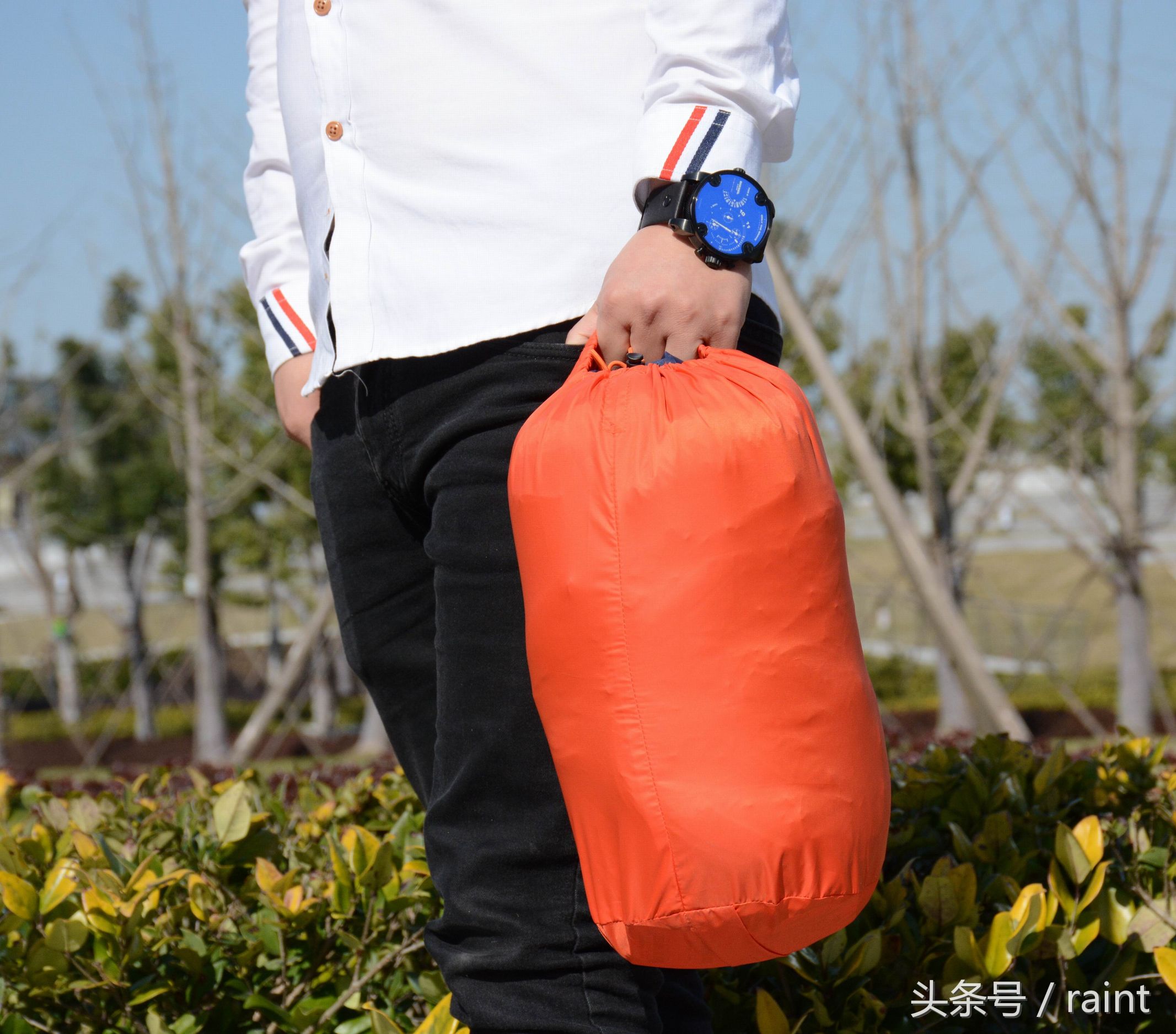 极星旅行系列羽绒服,极星羽绒服女