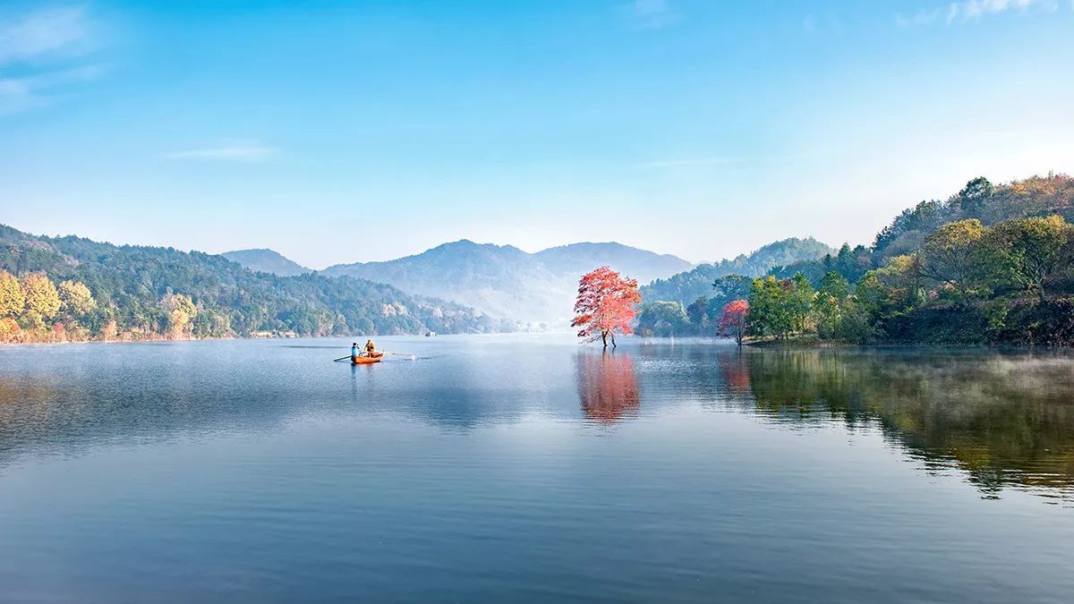 黄冈，这里不只有学霸和试卷