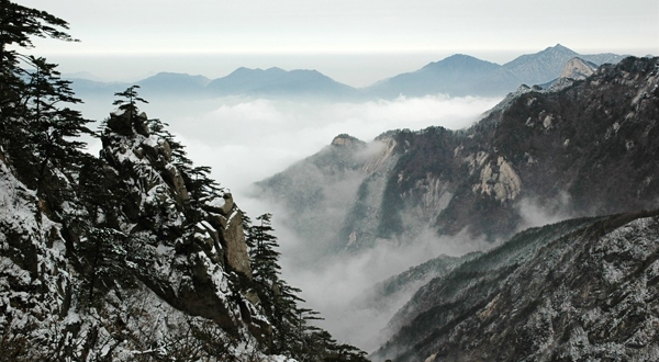 黄冈，这里不只有学霸和试卷