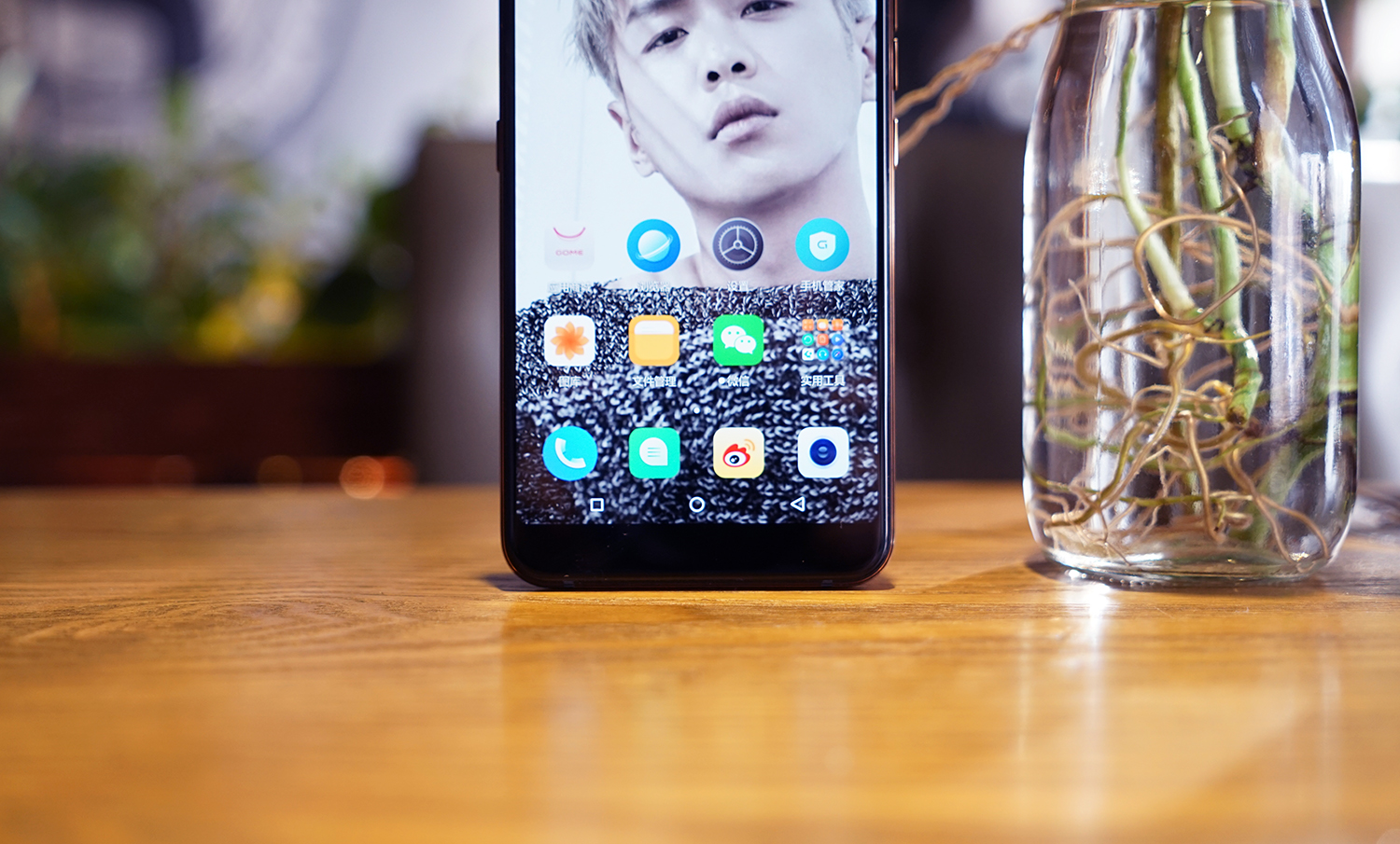 国美手机u7评测视频,国美u7是全贴合屏幕吗