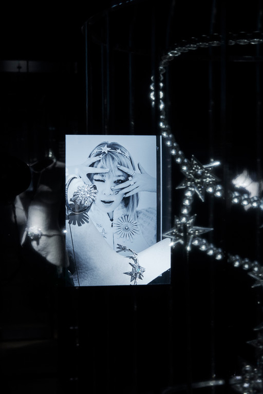 走入香奈儿的创意宇宙1月玩香港不克不迭错过的时兴大展