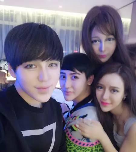 别瞎想，姑娘只是尿急罢了