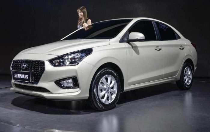 现代瑞纳04年款出厂价,北京现代瑞纳二手车四万左右