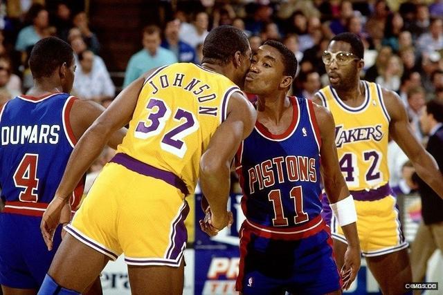 史上唯一一个击败魔神鸟的人！乔丹：再给他10cm，他就是篮球之神