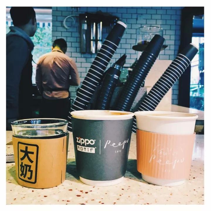 水果店咖啡、菜场咖啡、看魔都这些小窗咖啡店肉搏星爸爸!