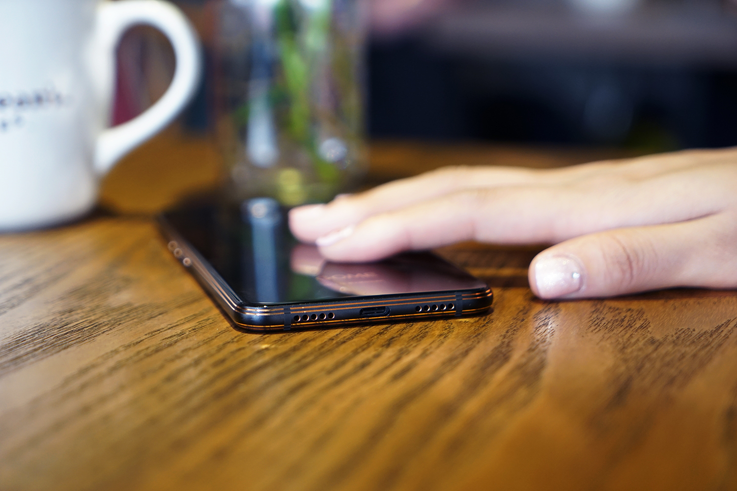 国美手机u7评测视频,国美u7是全贴合屏幕吗