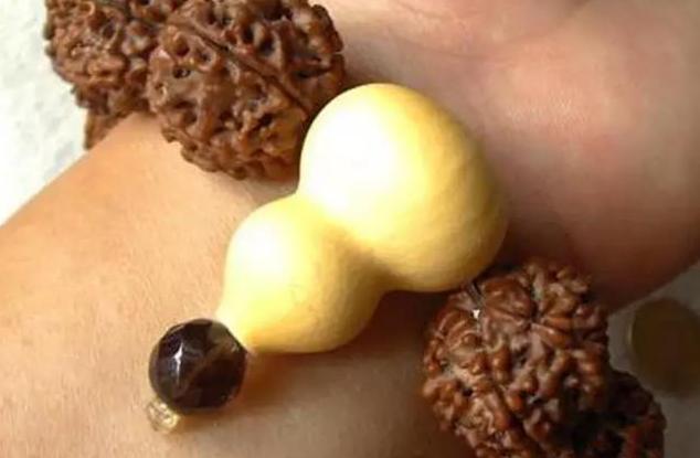 文玩葫芦没龙头怎么装饰,文玩葫芦龙头断了怎么办