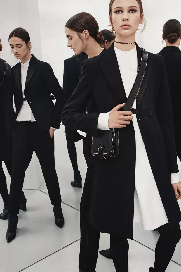 月薪1w会被背调吗,月薪2k也可以背名媛包包