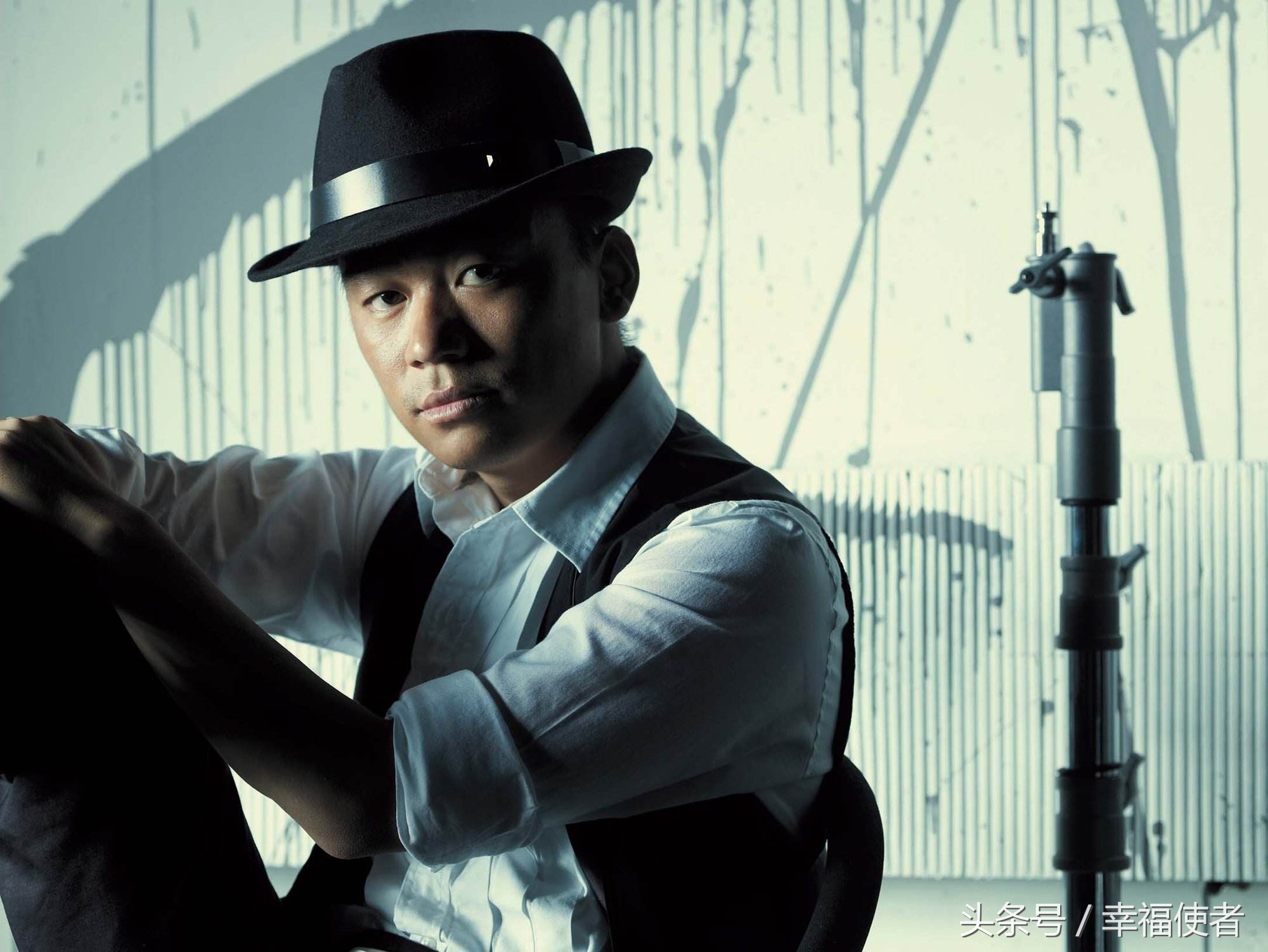 王宝强五行属木火,王宝强早年运势