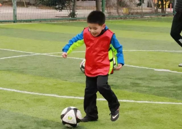 从暖秋到严冬，明基悦宁体育中心青训点秋季班今日正式结业！