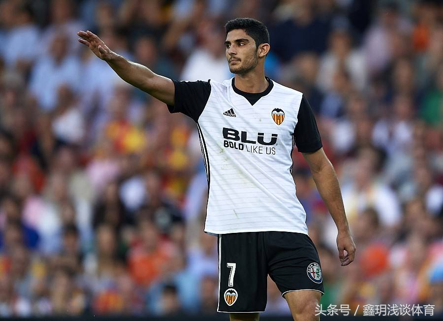 442经典阵型,瓦伦西亚巅峰阵容今何在