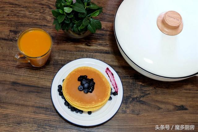 用鸡蛋和面粉做鸡蛋松饼,如何只用鸡蛋面粉做松饼