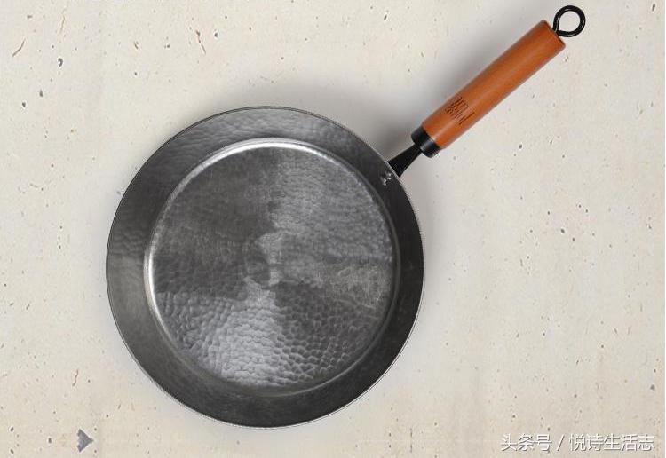 原生态手工铁锅健康炒菜锅,传统铁锅制作
