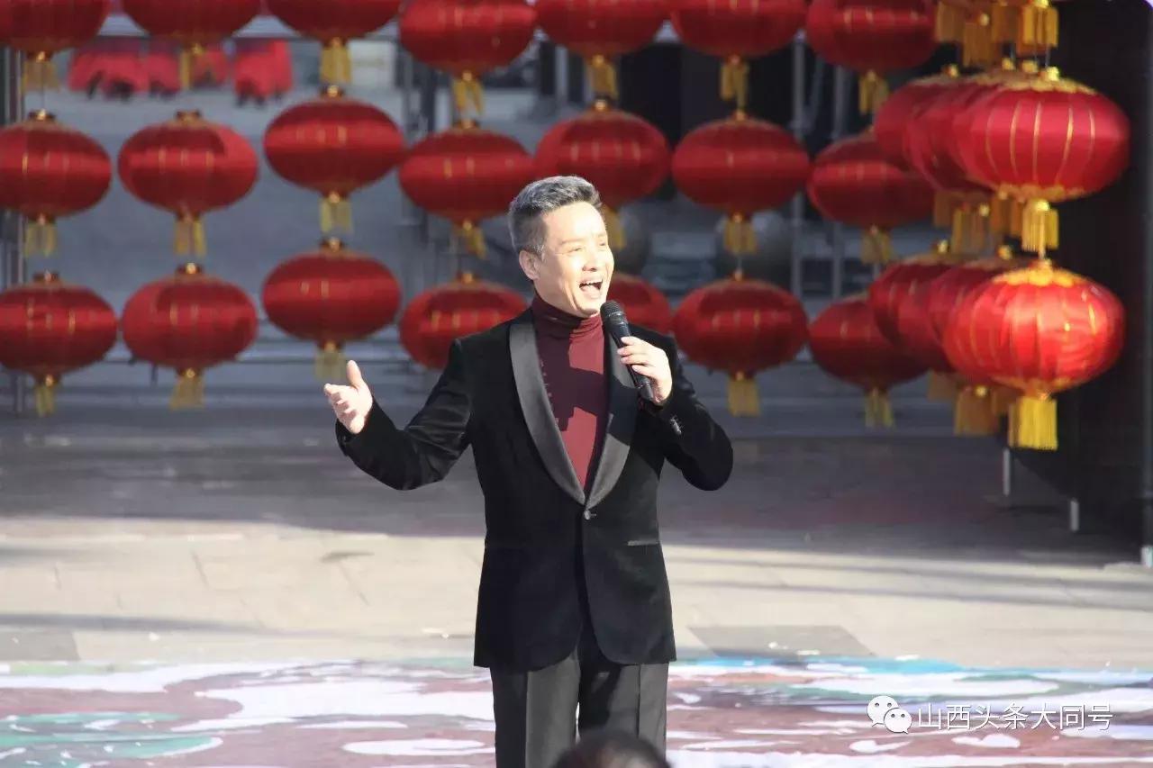 偶遇阎维文朱迅,朱迅东西南北贺新春是春晚吗