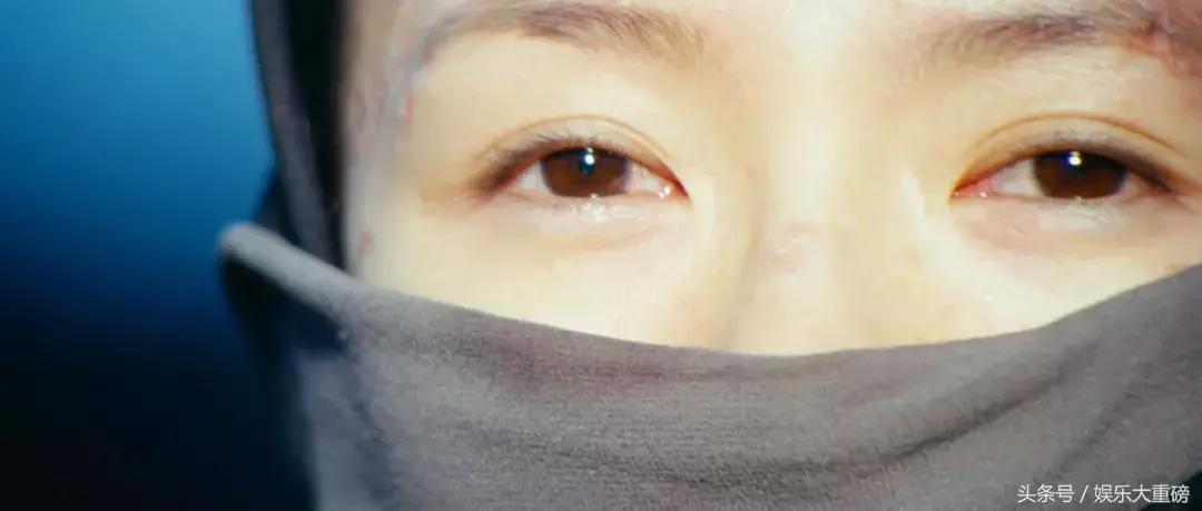 她们丢掉美貌，换来无数赞誉