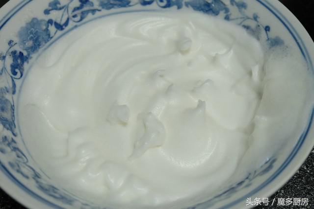 用鸡蛋和面粉做鸡蛋松饼,如何只用鸡蛋面粉做松饼