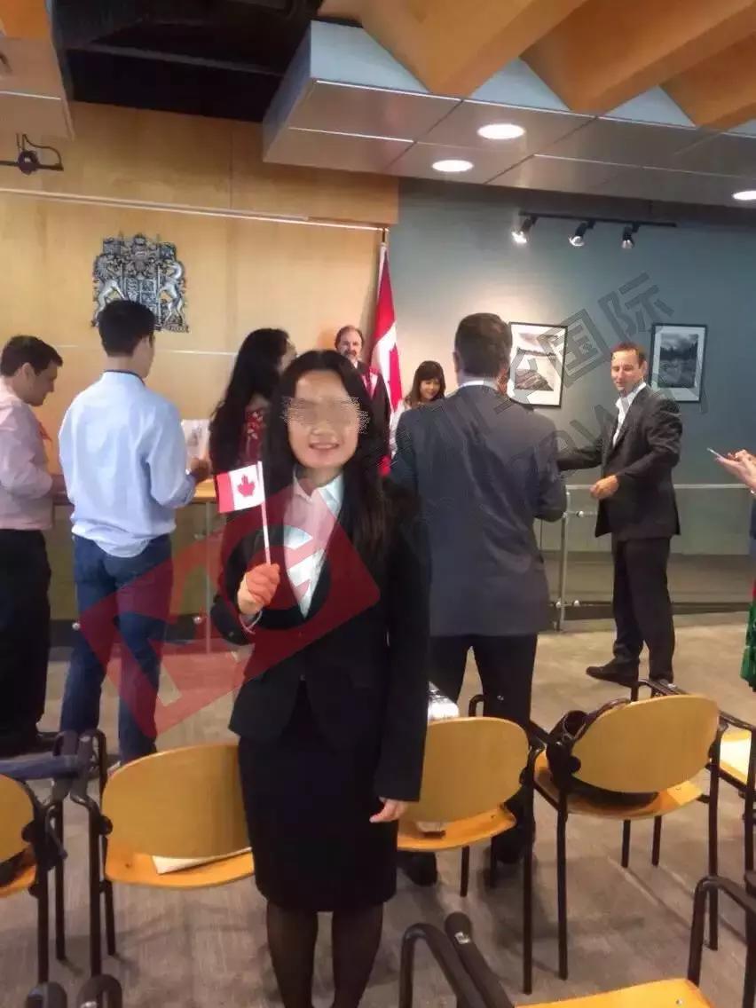 看一个广西女孩从“儿童护理员”到“加拿大公民”的华丽转身