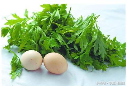 艾草泡脚的好处与功效禁忌是什么,艾草泡脚的正确方法与禁忌