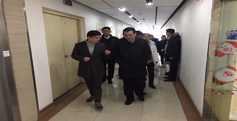 常州市政府代表团考察南京,武进区领导走访慰问