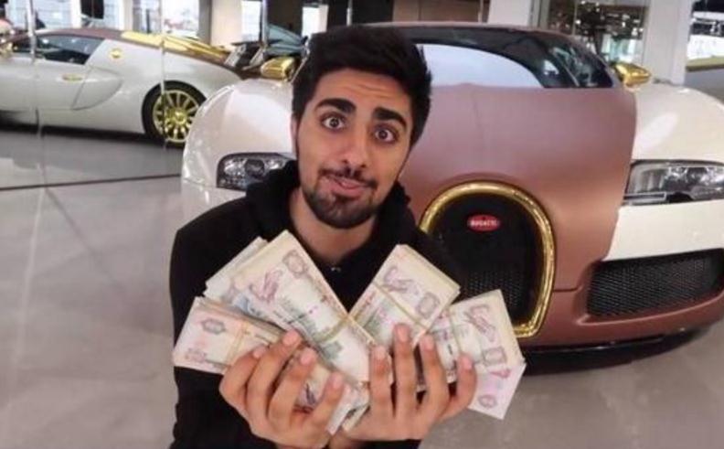 迪拜成龙专属超跑,迪拜成龙