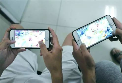 无锡开出首家手游吧小伙用打游戏来创业