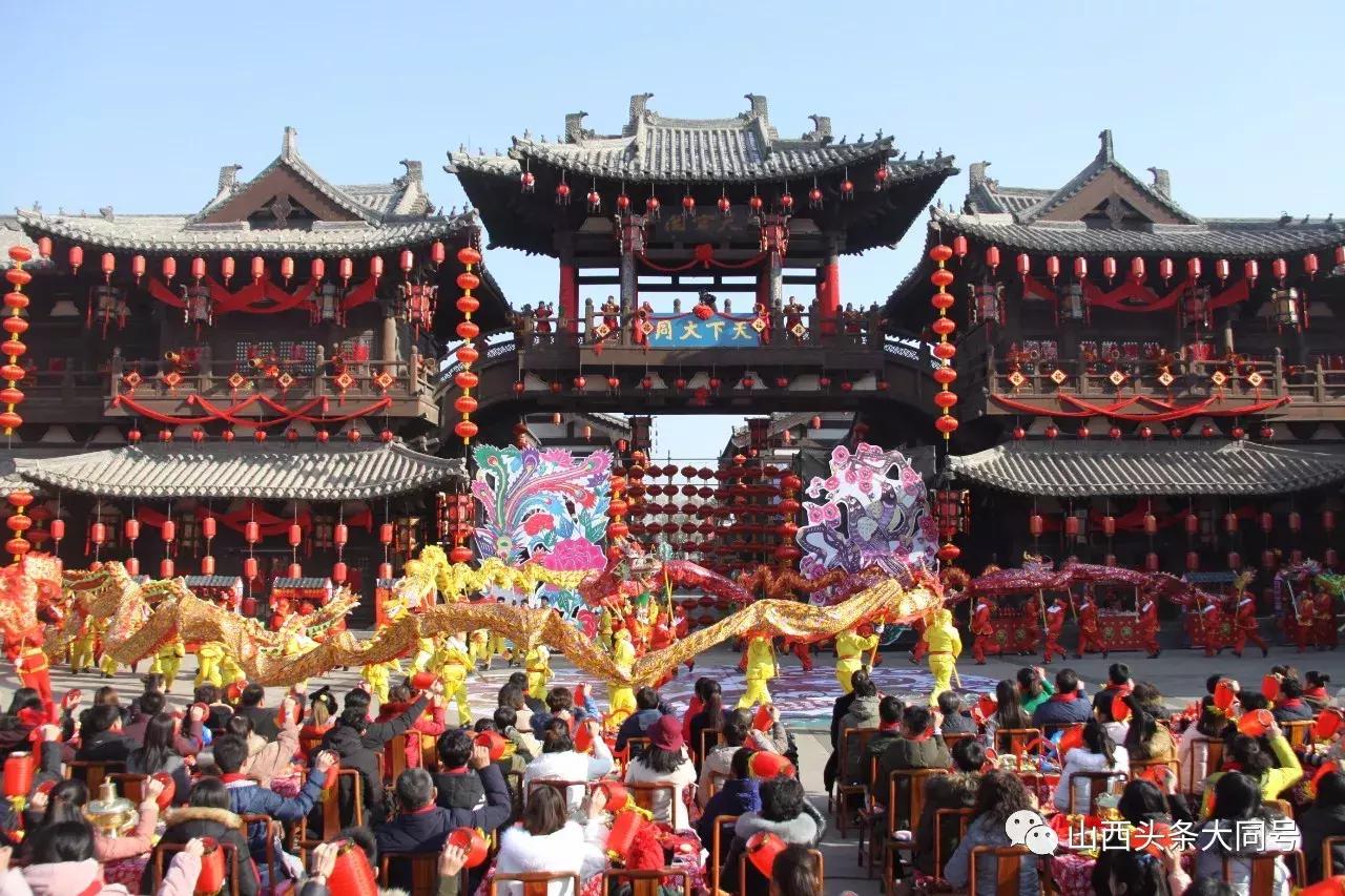 偶遇阎维文朱迅,朱迅东西南北贺新春是春晚吗