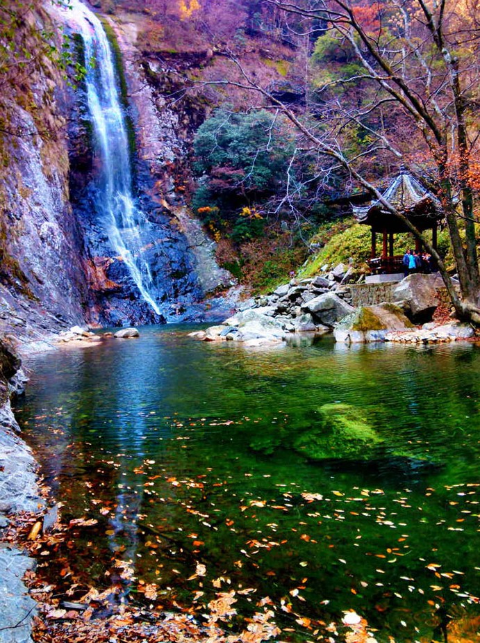 黄冈，这里不只有学霸和试卷