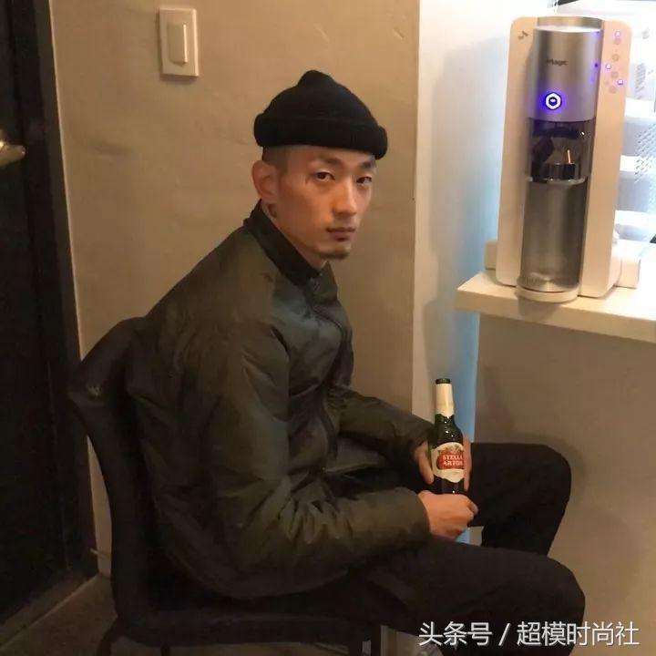 剃光头后变帅了,邋遢男剪掉头发之后变成帅哥