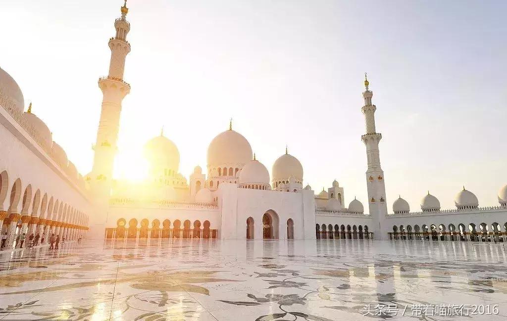 阿布扎比之行,阿布扎比四面八方