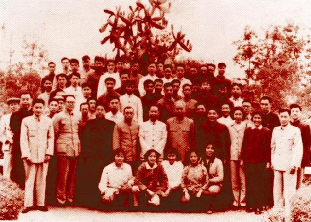 成都红色胜景概览——金牛宾馆