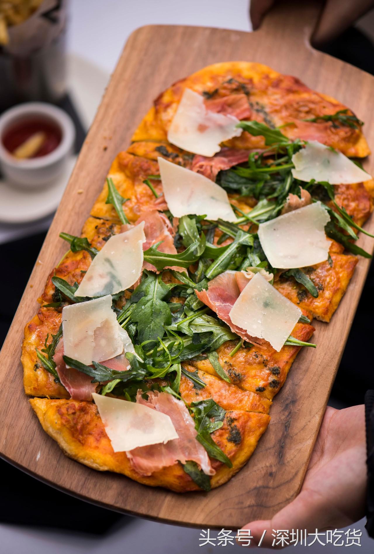 集美味、轻奢、悠闲于一身的它,开在深圳第一高楼