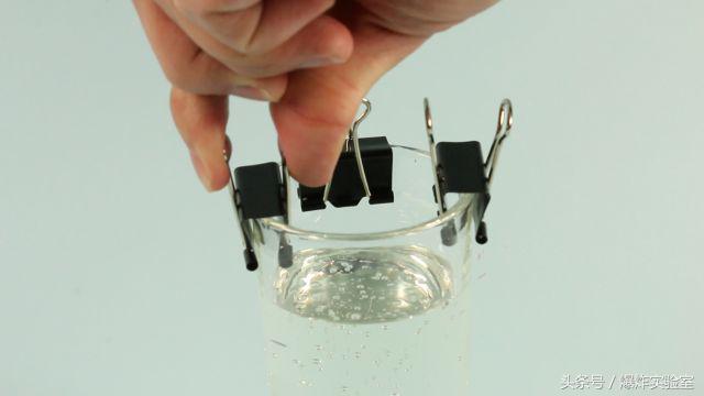 一杯彩色糖浆，让你在家就能实现时光倒流，快来试试！