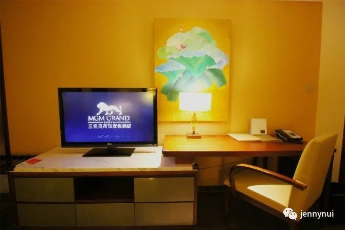 带父母去三亚需要多少钱,三亚旅行攻略带什么吃的