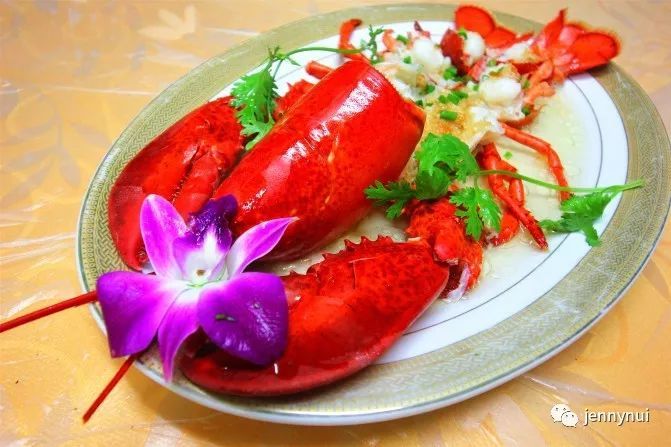 带父母去三亚需要多少钱,三亚旅行攻略带什么吃的