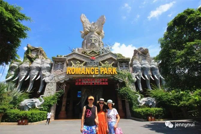 带父母去三亚需要多少钱,三亚旅行攻略带什么吃的