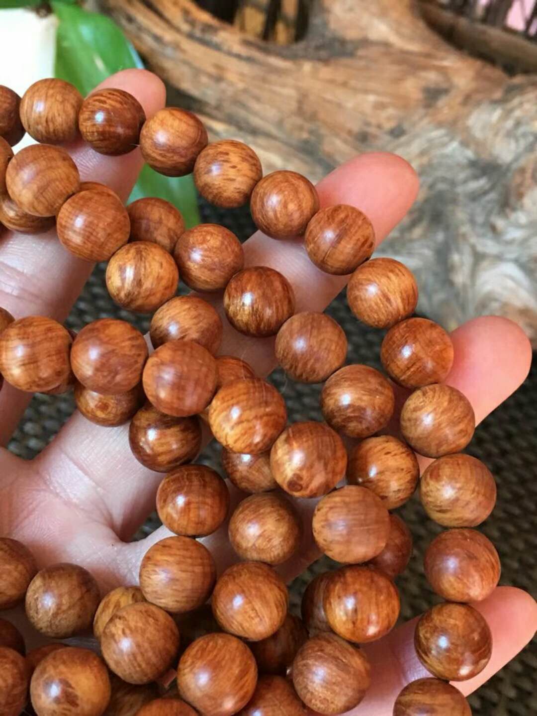 太行崖柏雷击木手串怎么盘玩,崖柏手串怎样快速盘出包浆