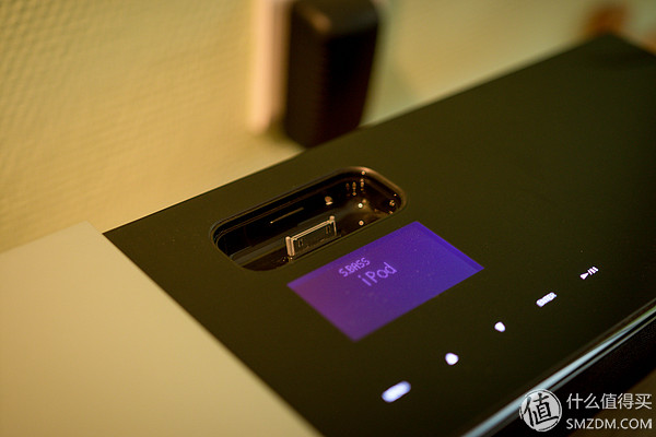 办公桌面舒适简约布局,好看的办公桌面布置