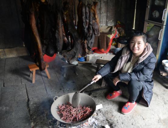 「苗侗祖源绿色榕江」深山创业夫妇:为梦想的火苗添把柴