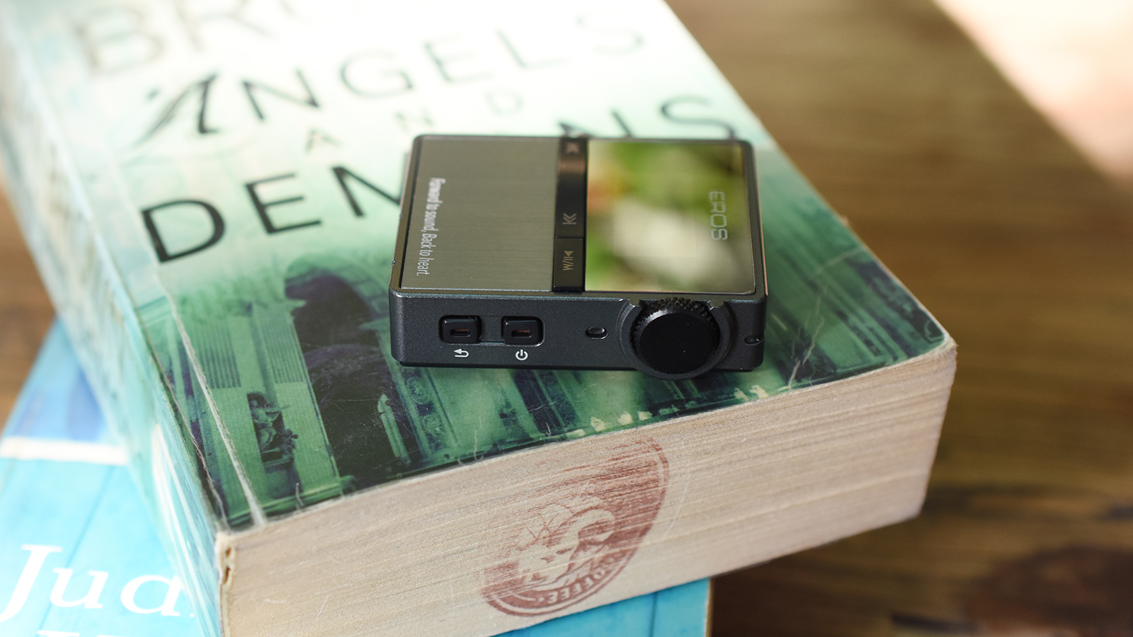 为运动而生的HIFI*放播**器，EROSTEN火柴盒大小设计备受好评