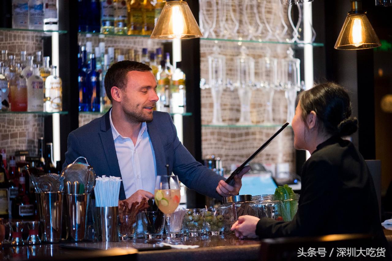 集美味、轻奢、悠闲于一身的它,开在深圳第一高楼