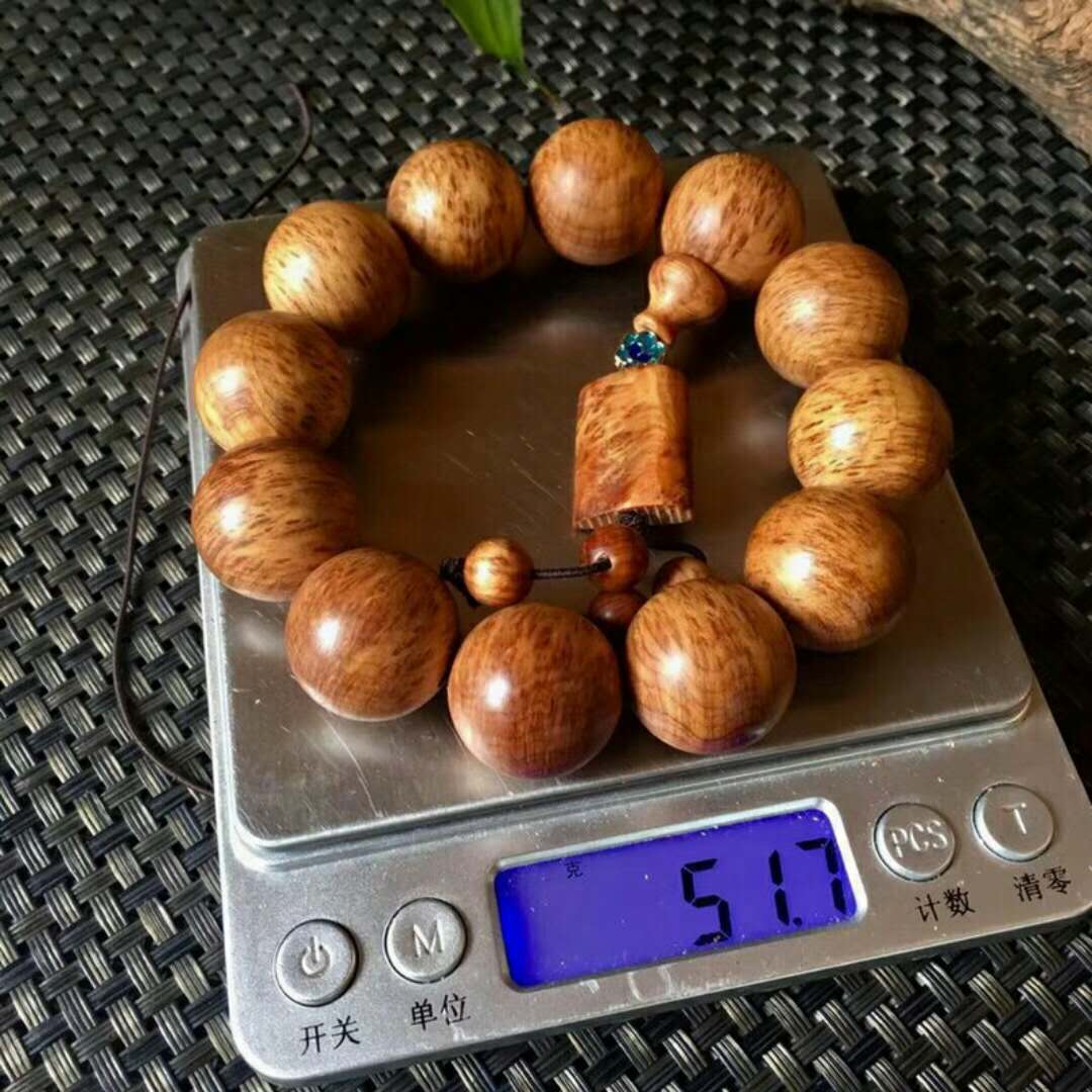 太行崖柏雷击木手串怎么盘玩,崖柏手串怎样快速盘出包浆