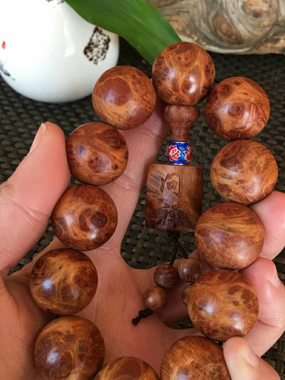 太行崖柏雷击木手串怎么盘玩,崖柏手串怎样快速盘出包浆