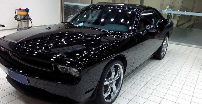 车镀晶对车漆有危害吗,十几万的车有必要镀晶吗