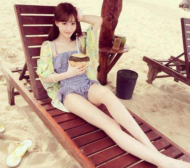 绝地求生：UU妹陪卢本伟玩游戏反被爆粗，向网友倾诉女玩家的心声