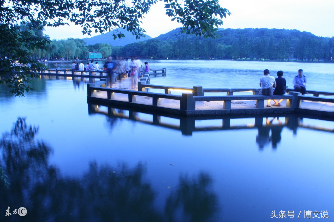 古诗人面桃花诗句,古诗人面桃花的诗句