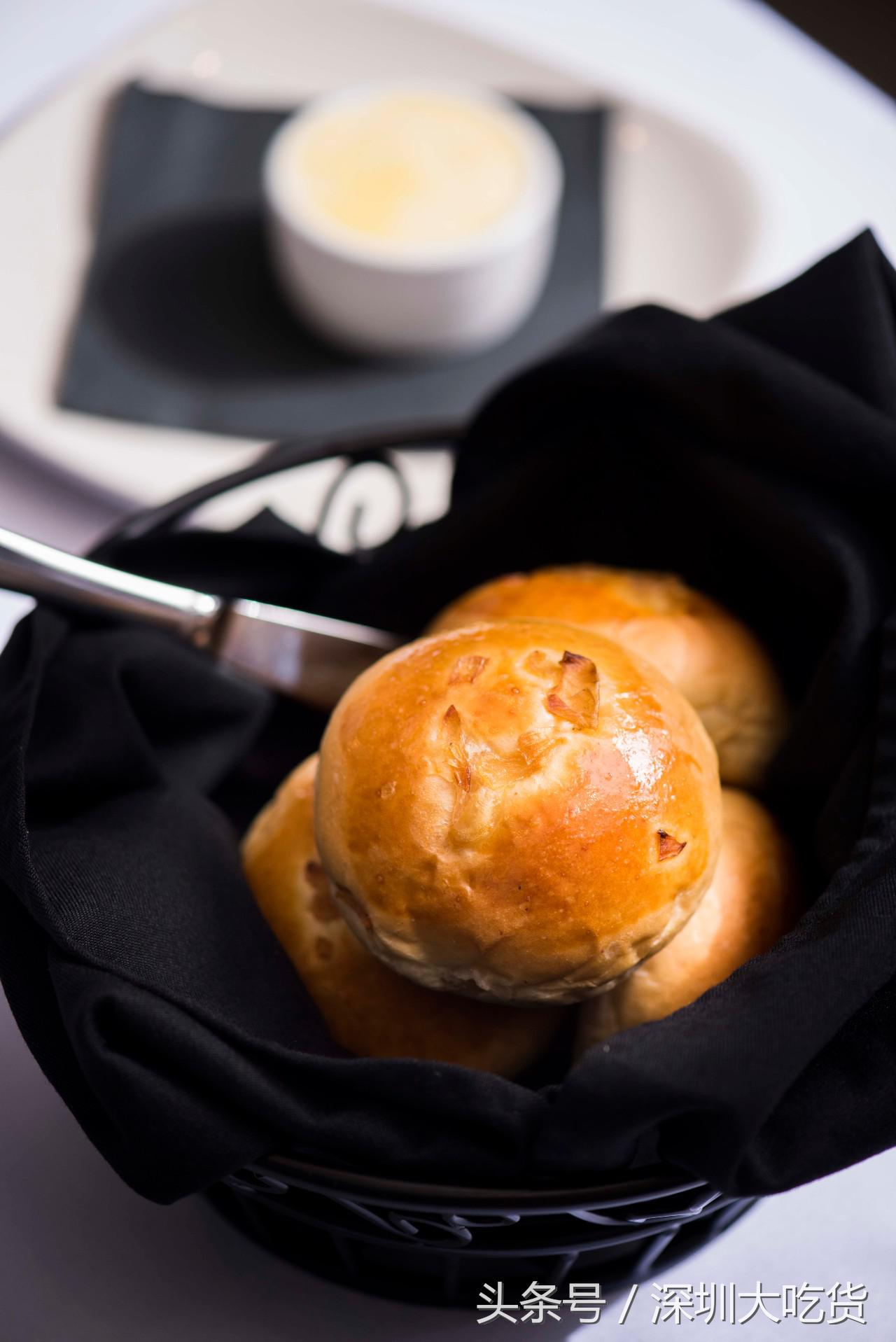 集美味、轻奢、悠闲于一身的它,开在深圳第一高楼