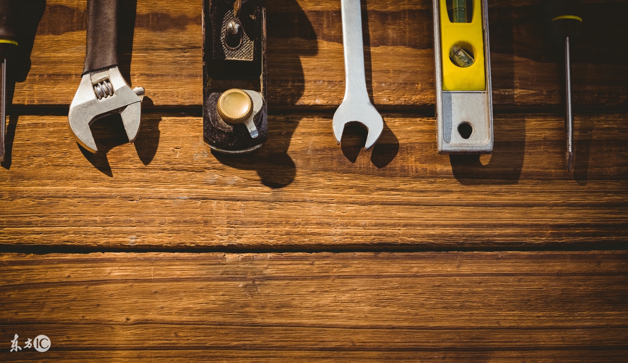 水平仪不准了怎么调整校正,水平仪怎么放才不会打歪直线