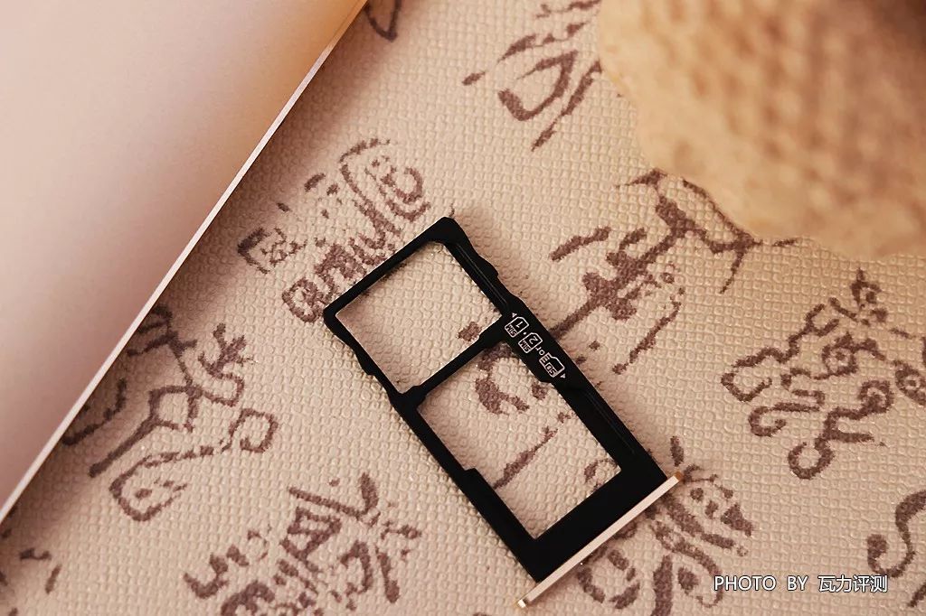 摩托罗拉MotoM手机评测耗电是软肋