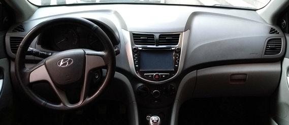 2014款现代瑞纳座椅能上下调节吗,现代瑞纳2014款调节座椅高低在哪